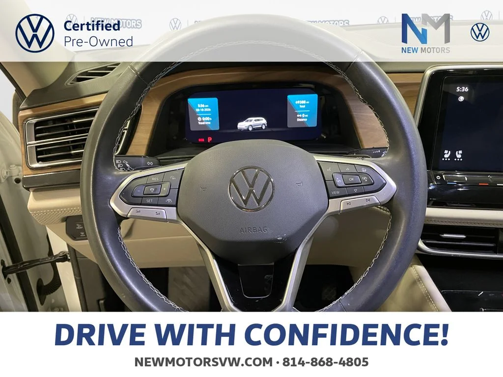 Used 2024 Pure White Volkswagen 2.0T SE w/Technology image 12