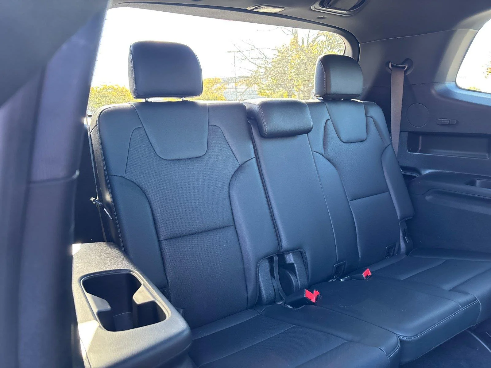 Used 2025 Jungle Green Kia EX X-Line image 39