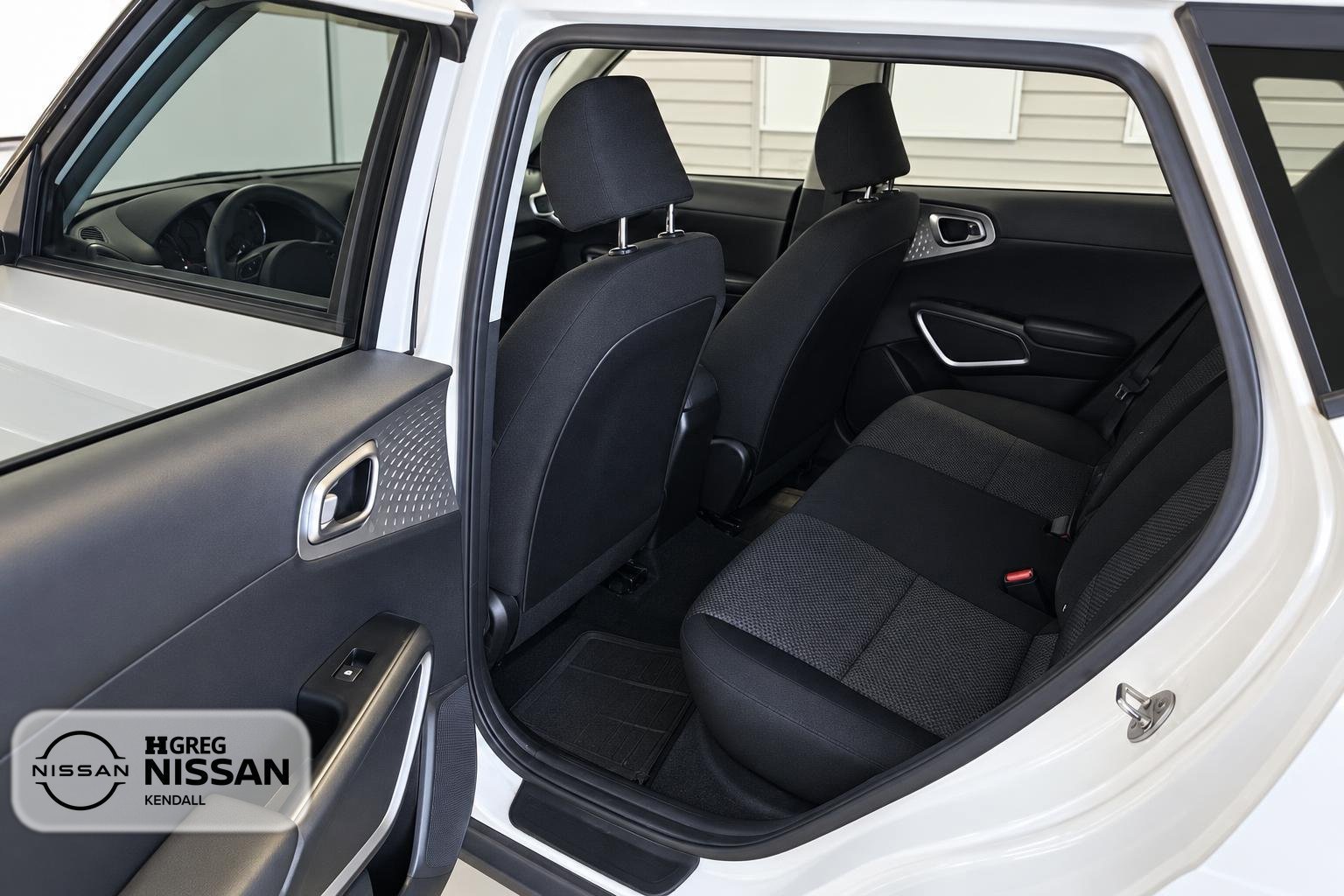 Used 2021 White Kia LX image 8