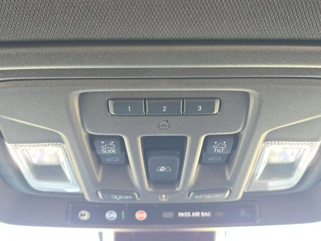 Used 2022 Blue GMC Denali image 24