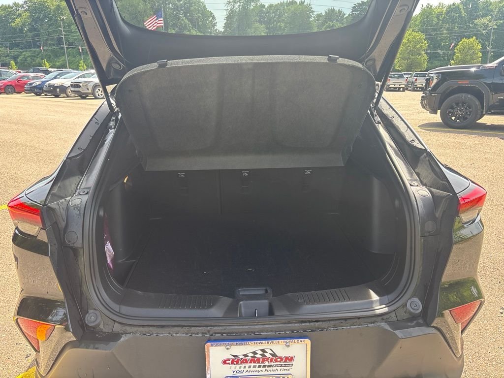 Used 2024 Ebony Twilight Metallic Buick Preferred image 5
