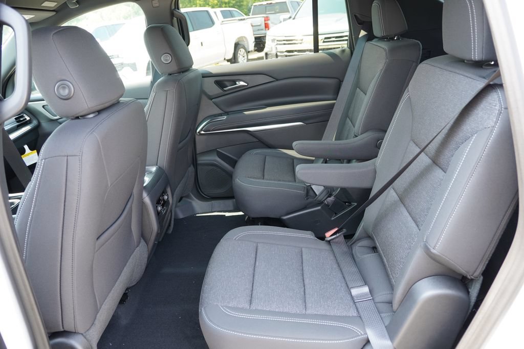 2027 Chevrolet Traverse LT - Photo 12