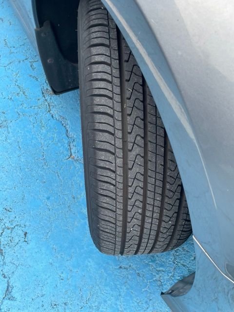 Used 2019 Gray Hyundai SEL image 8