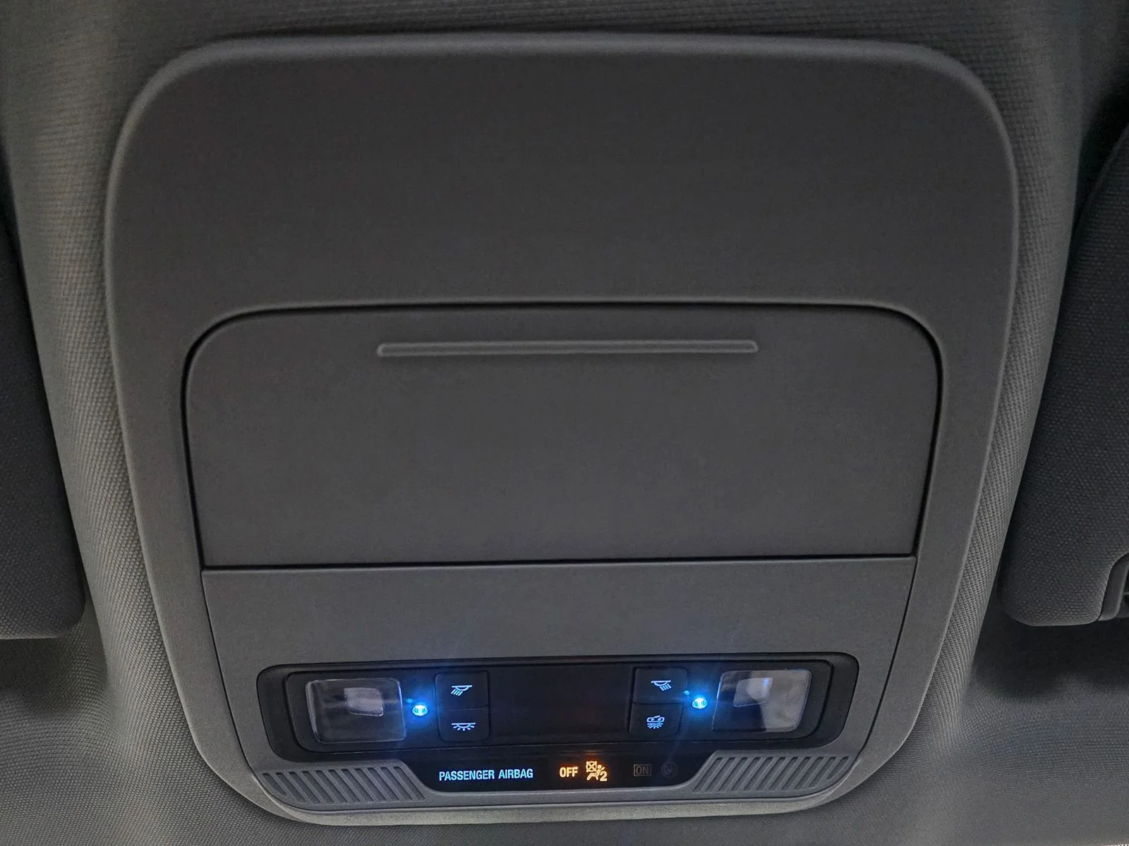 Used 2026 Agate Black Metallic Ford XLT image 33