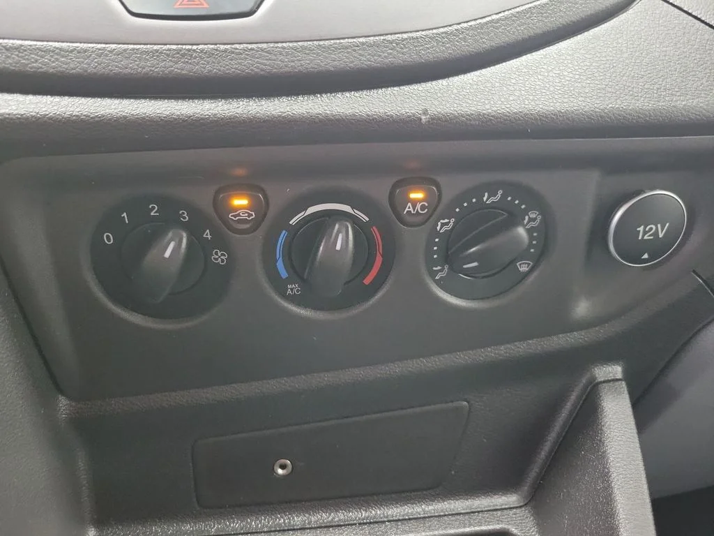 Used 2019 White Ford XLT image 24