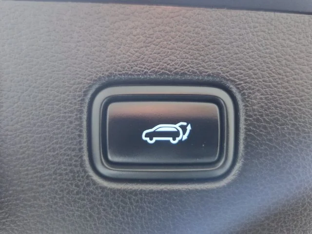 Used 2024 White Hyundai Calligraphy image 13