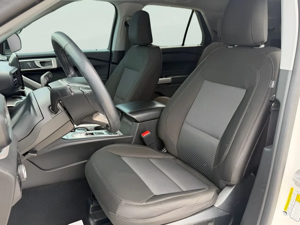 Used 2023 White Ford XLT image 27