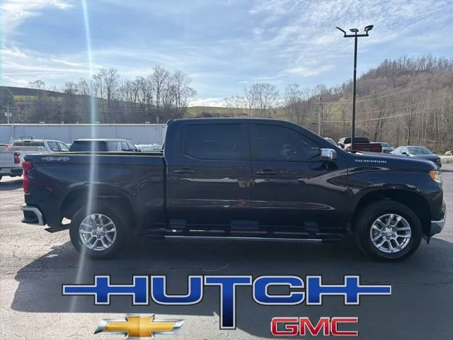 Used 2024 Dark Ash Metallic Chevrolet LT image 7