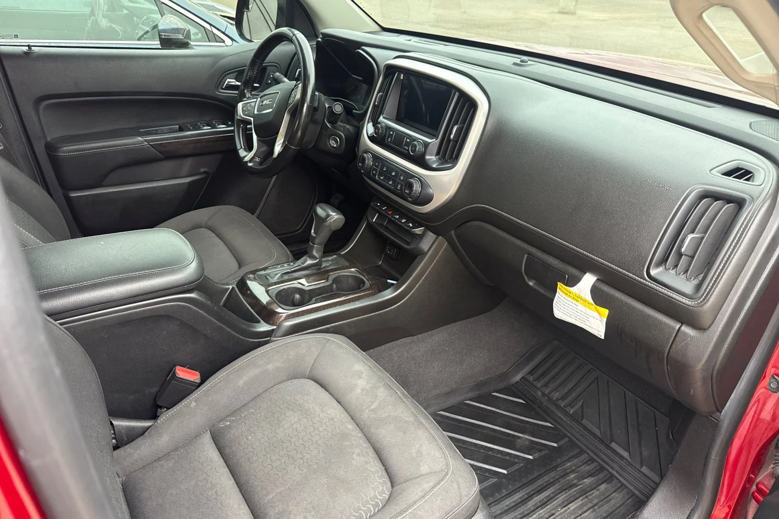 Used 2021 Red GMC Elevation image 12