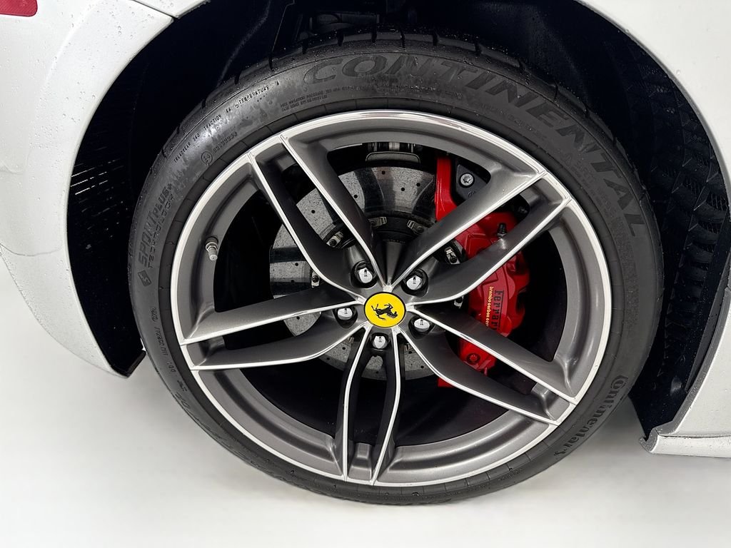Used 2018 Argento Nurburgring Ferrari  image 36