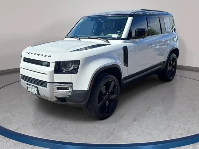 2024 Land Rover Defender 110 S P300's photo