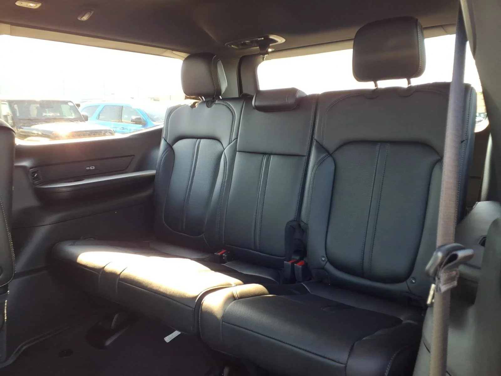 New 2026 Bright White Clearcoat Jeep  image 16