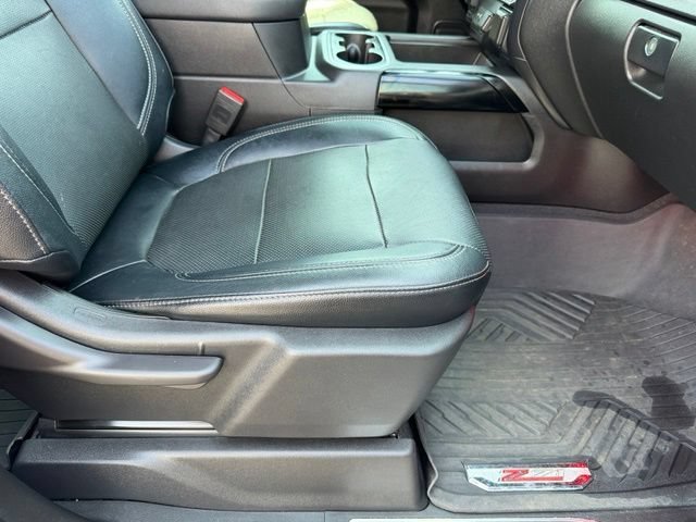 Used 2020 SUMMIT WHITE Chevrolet RST image 14