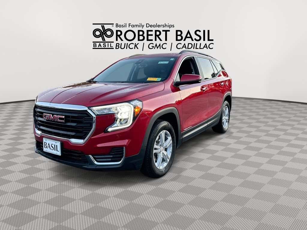 Used 2024 Volcanic Red Tintcoat GMC SLE image 4