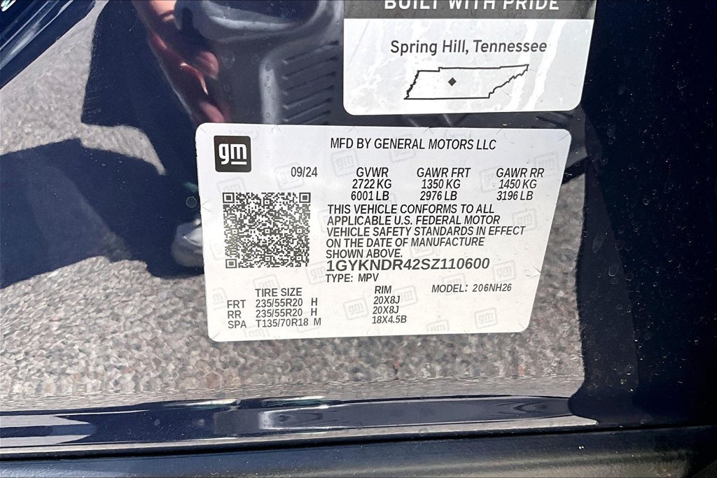 Used 2025 Black Cadillac Premium Luxury image 35
