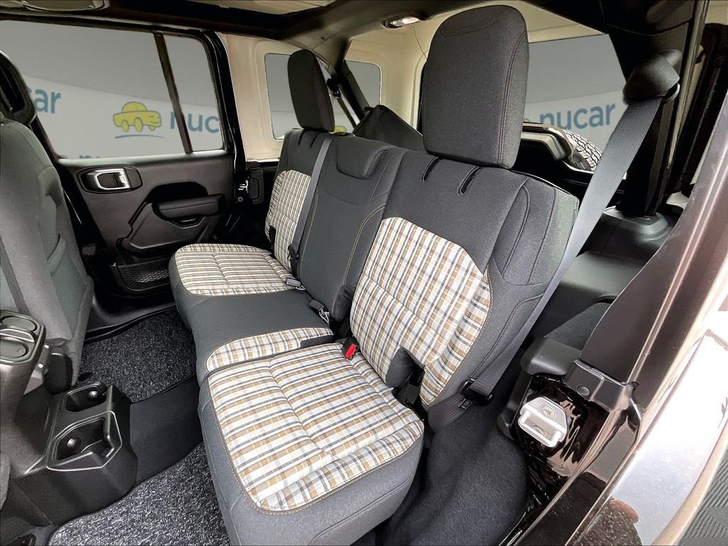 New 2026 Black Clearcoat Jeep 85th Anniversary Edition image 15