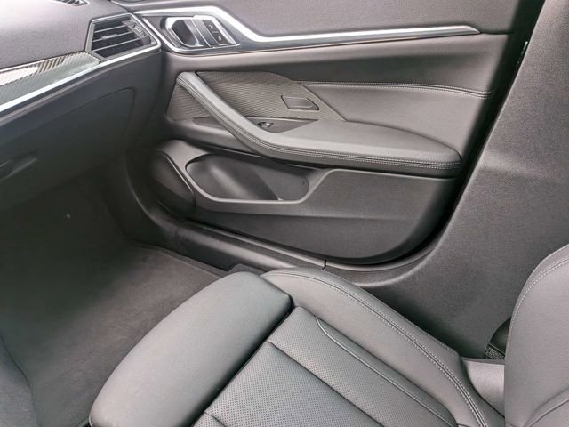 Used 2024 Black BMW M50 image 21