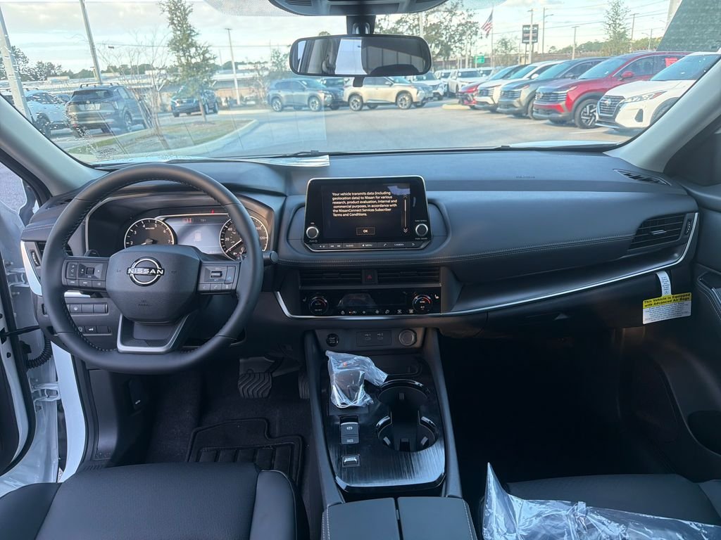 New 2026 Nissan Rogue Dark Armor 4D Sport Utility