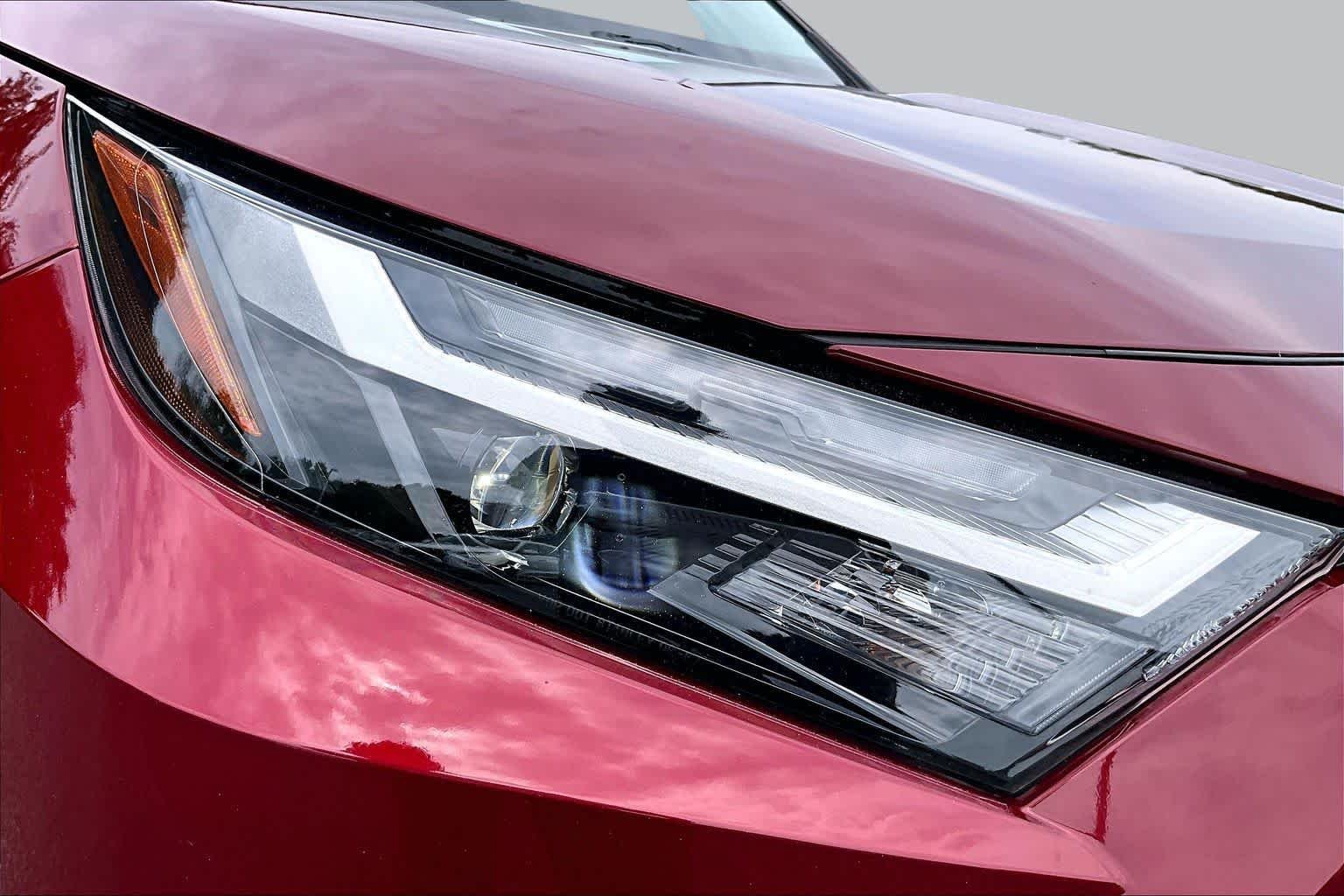 Used 2023 Ruby Flare Pearl Toyota XLE image 28