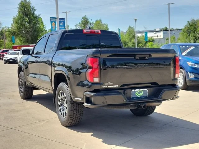 Used 2023 Black Chevrolet Z71 image 5
