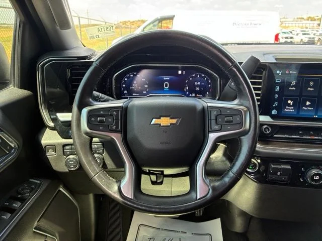 2023 Chevrolet Silverado 1500 LT - Photo 13