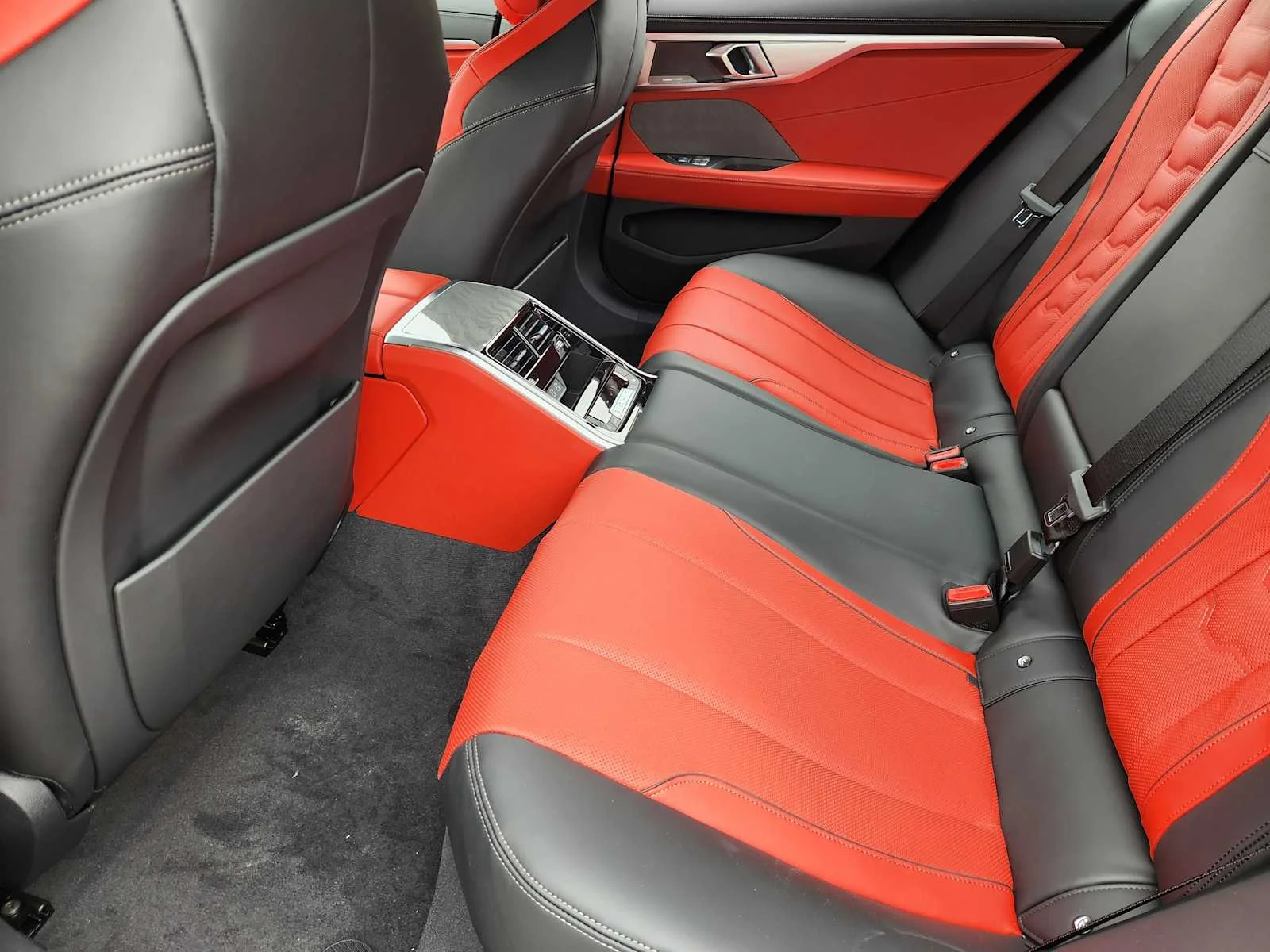 New 2026 Black Sapphire Metallic BMW 840i image 7