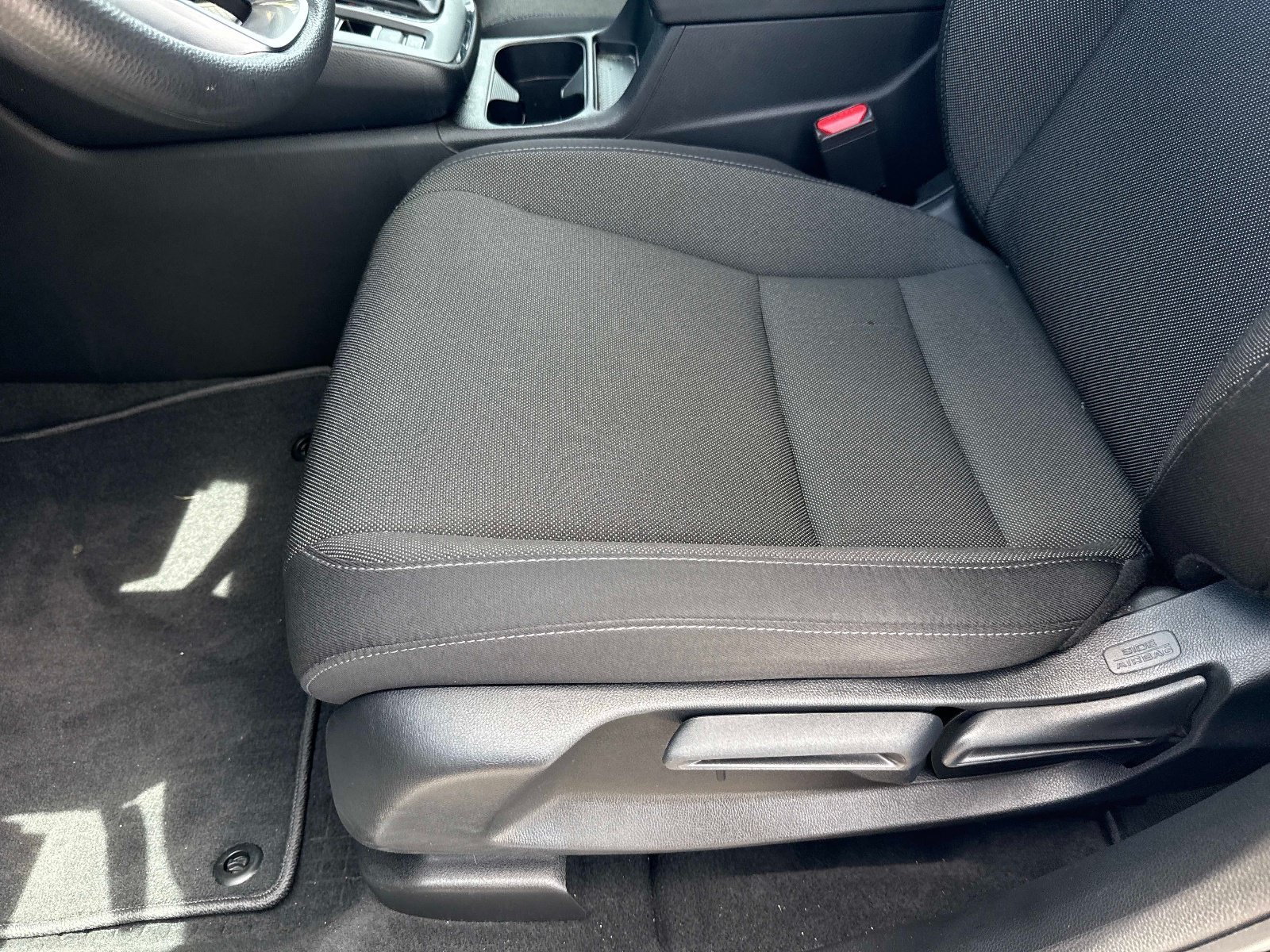 2024 Honda CR-V LX - Photo 19