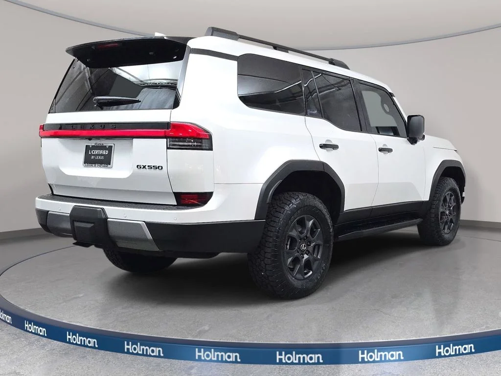 Used 2025 White Lexus 550 Overtrail+ image 6