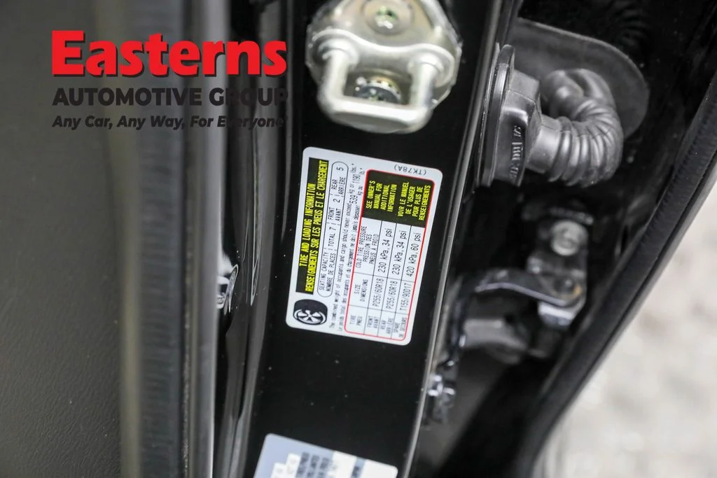 Used 2022 Black Mazda Touring image 36