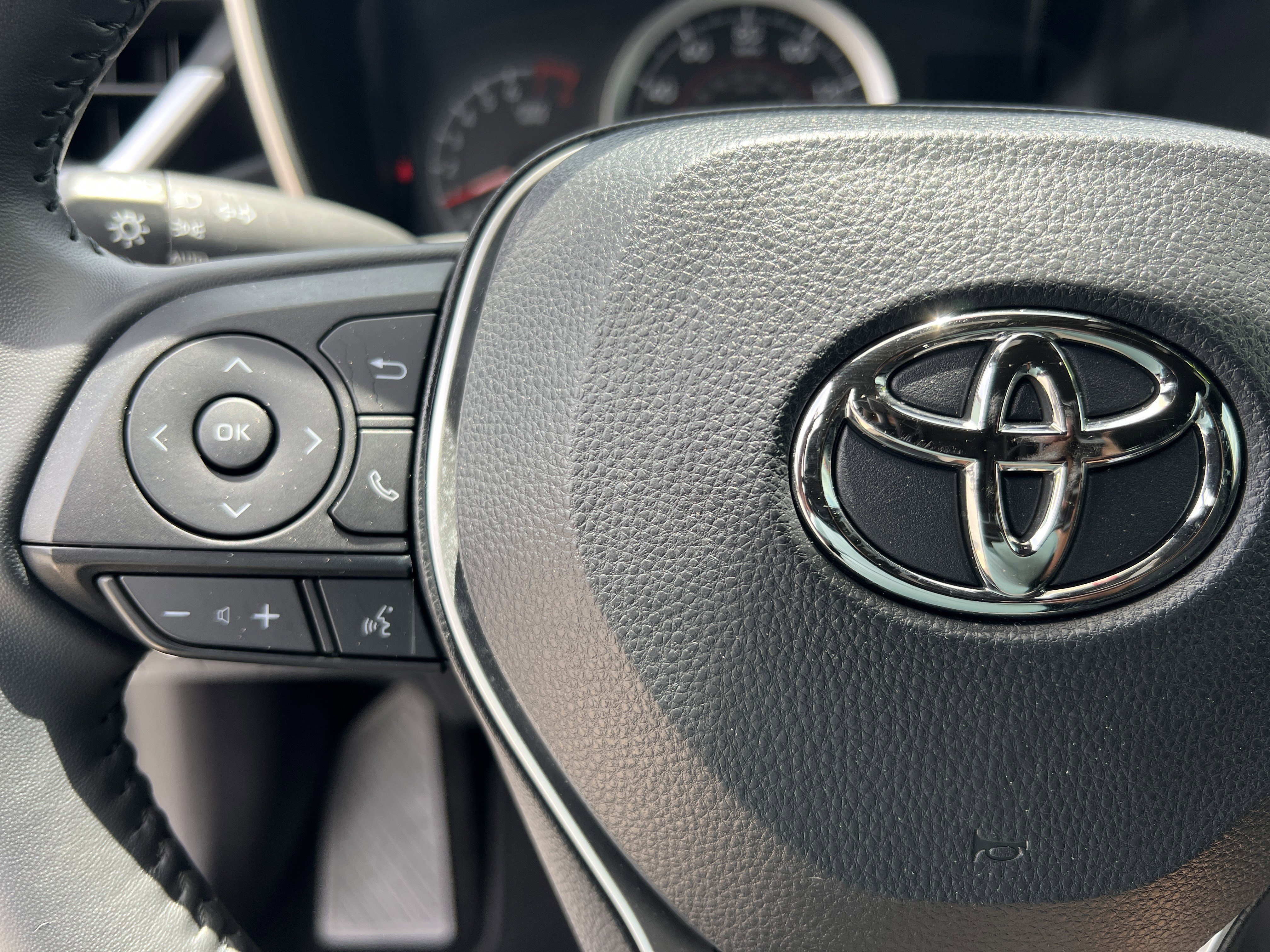 2022 Toyota Corolla Hatchback SE - Photo 10