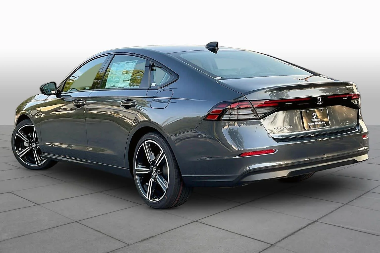 New 2026 Meteorite Gray Metallic Honda SE image 12