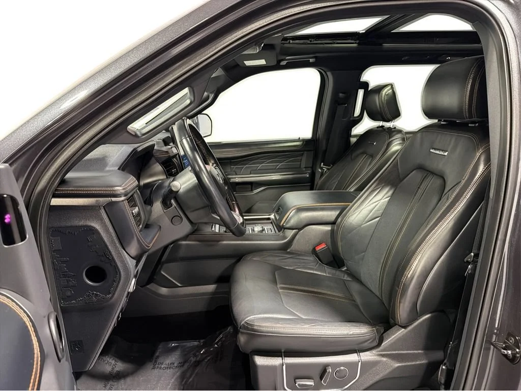 Used 2022 Gray Ford Platinum image 7