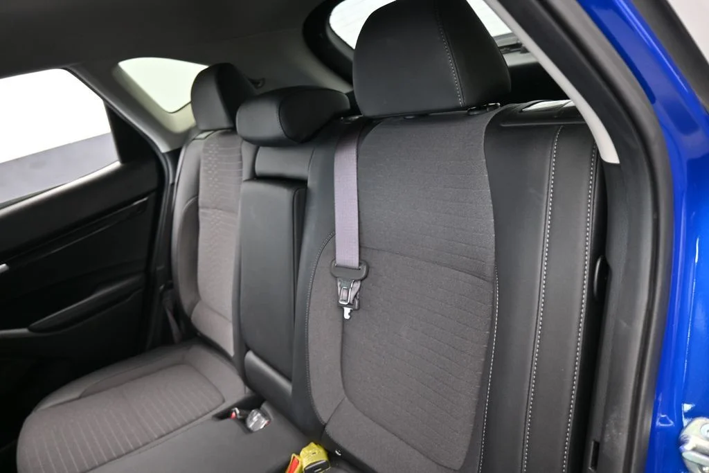 Used 2023 Neptune Blue Kia S image 28