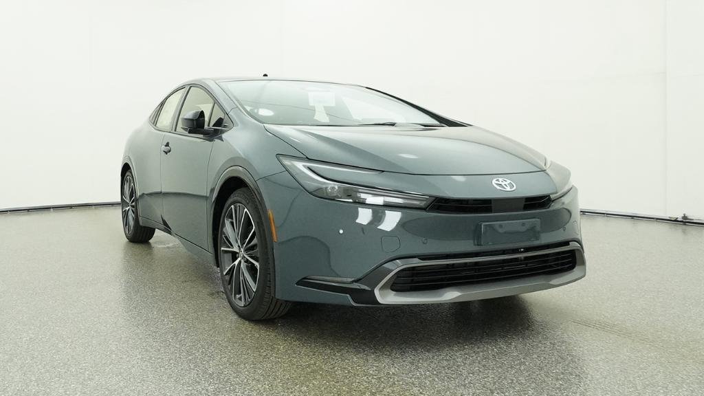 New 2026 Guardian Gray Toyota XLE image 8