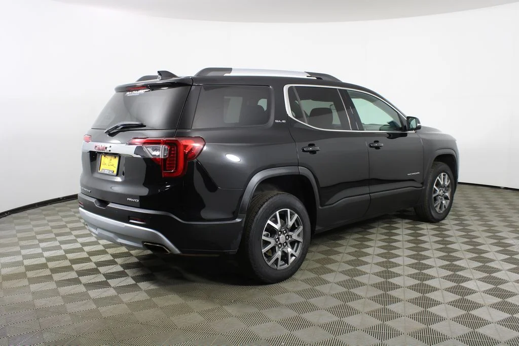 Used 2023 Black GMC SLE image 5