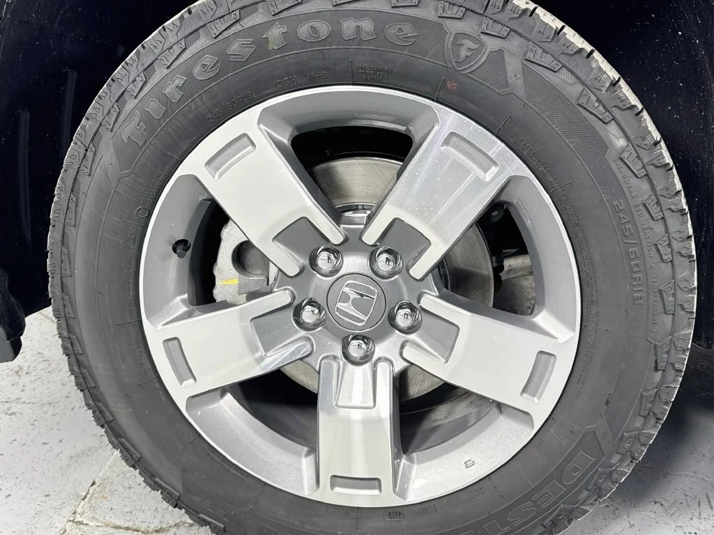 Certified Used 2026 Platinum White Pearl Honda RTL image 44