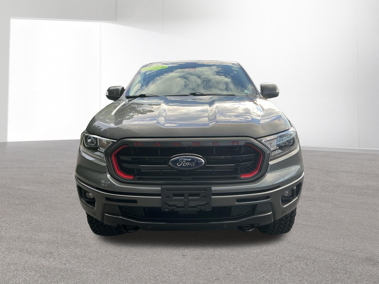 Used 2021 Gray Metallic Ford LARIAT image 25