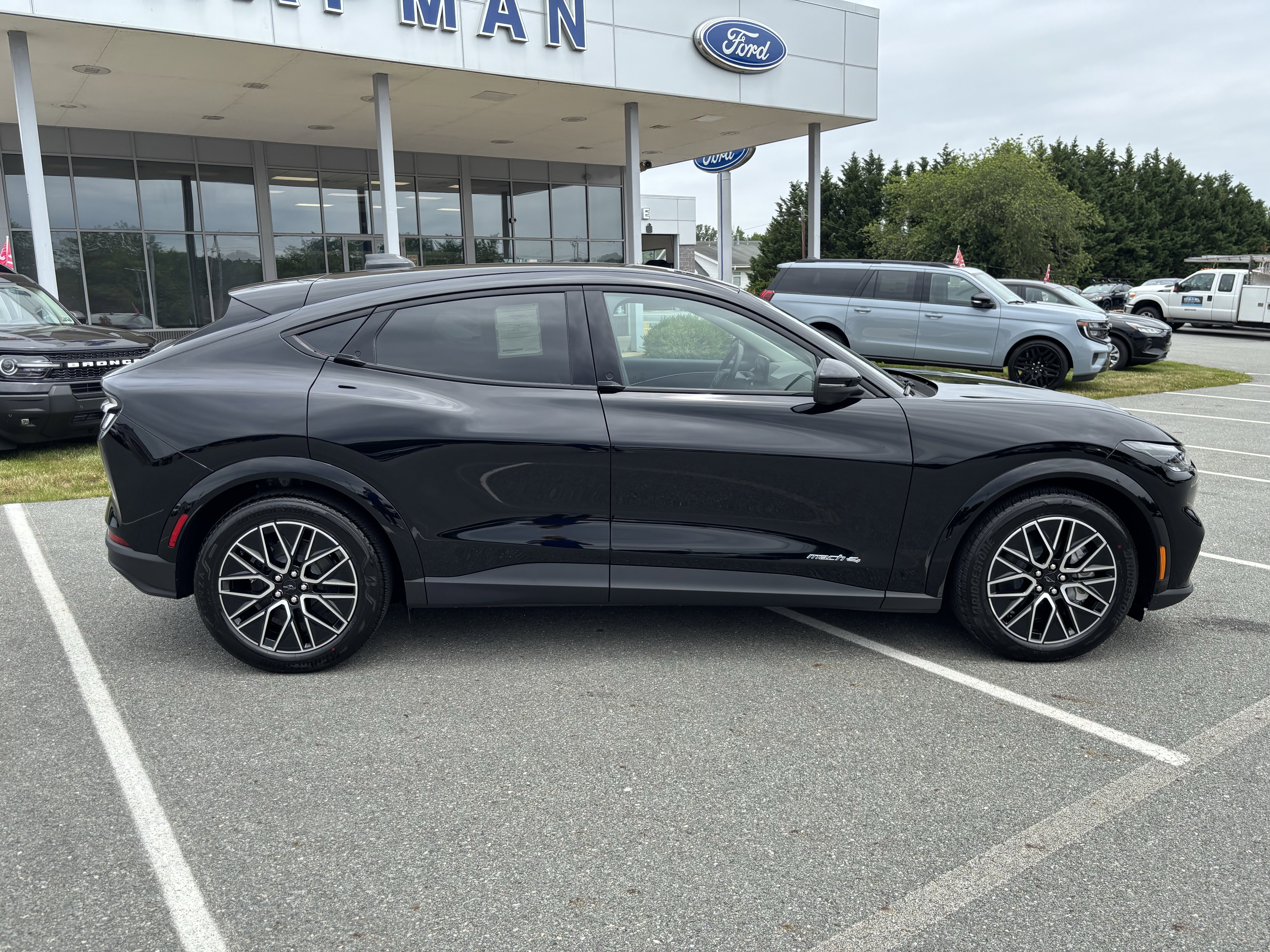 New 2026 Shadow Black Ford Premium image 7