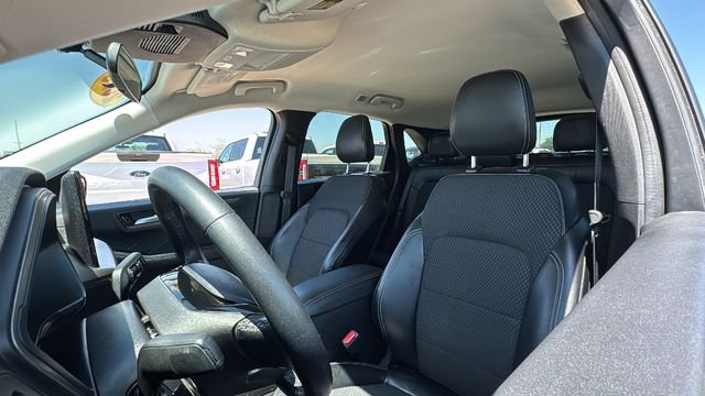 Used 2023 White Ford Base image 17
