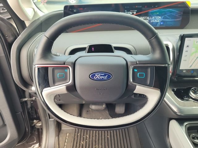 New 2025 Gray Ford Platinum image 9