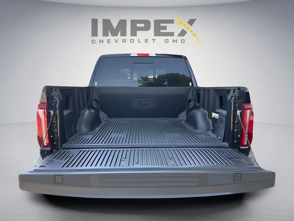 Used 2024 Black Ford LARIAT image 12