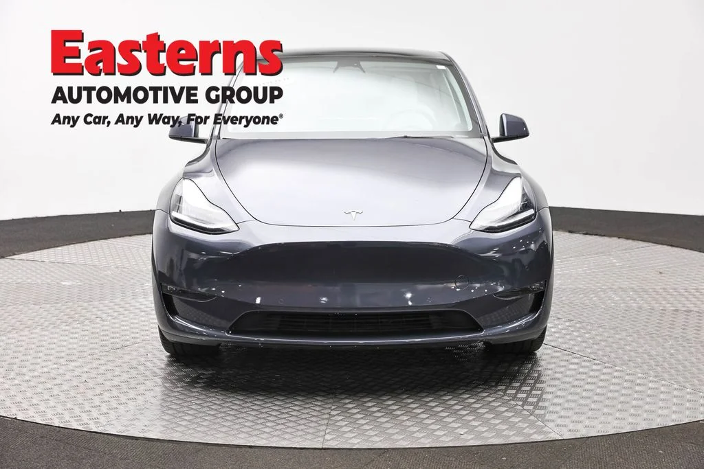 Used 2022 Gray Tesla Long Range image 2