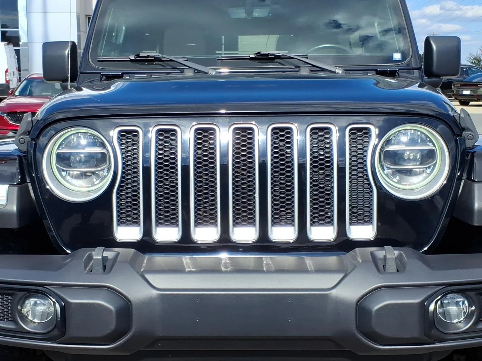 Used 2020 Black Clearcoat Jeep Sahara image 15