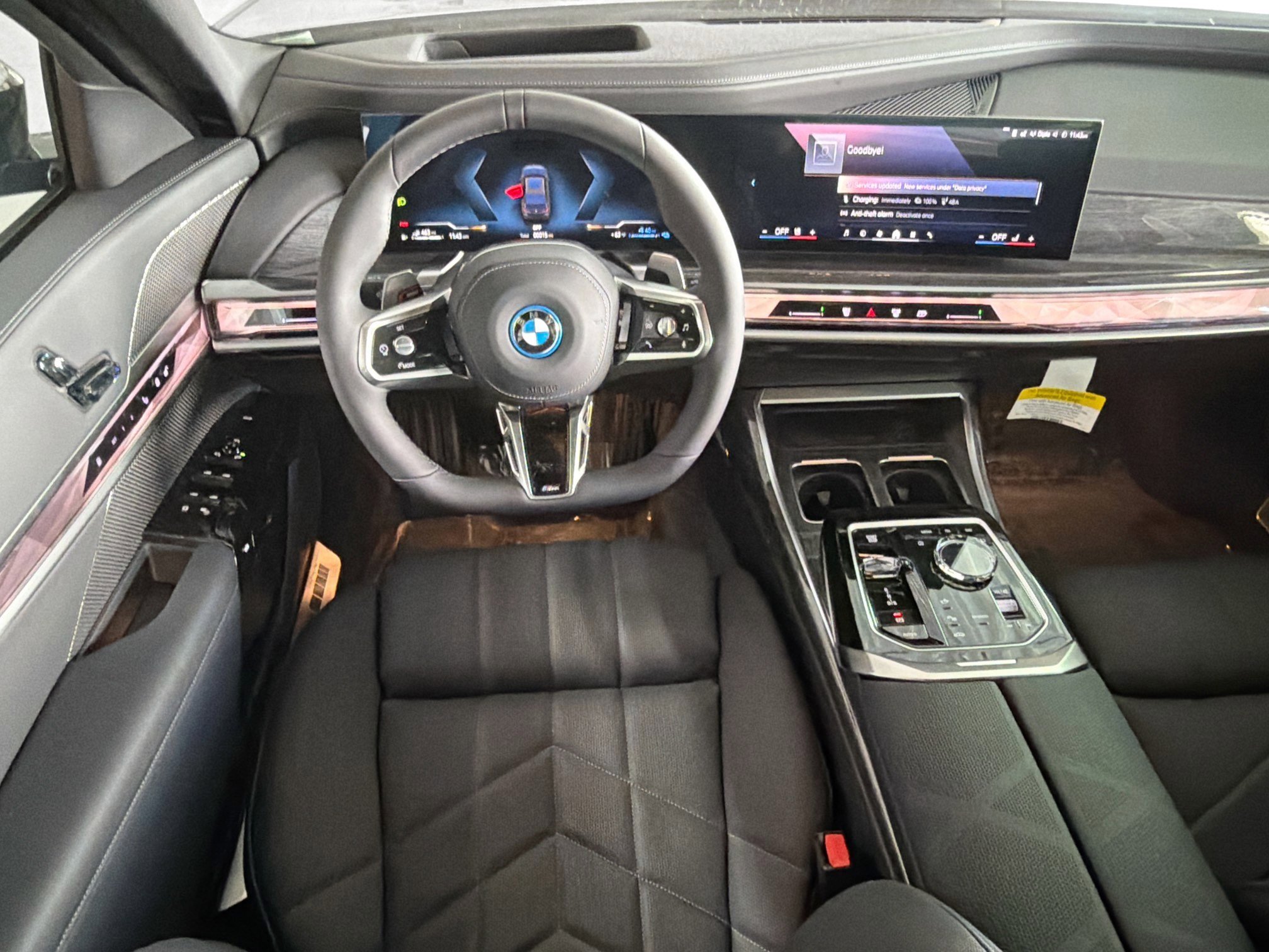 2026 BMW 7 Series 750e - Photo 16