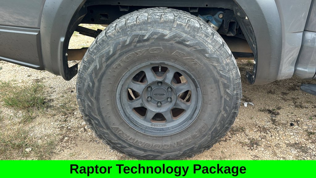 Used 2018  Ford Raptor image 6