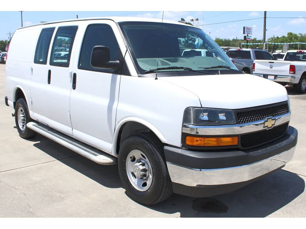 2023 Chevrolet Express Cargo Work Van - Photo 16