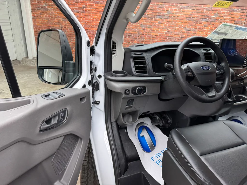 New 2026 Oxford White Ford Cargo Van image 14