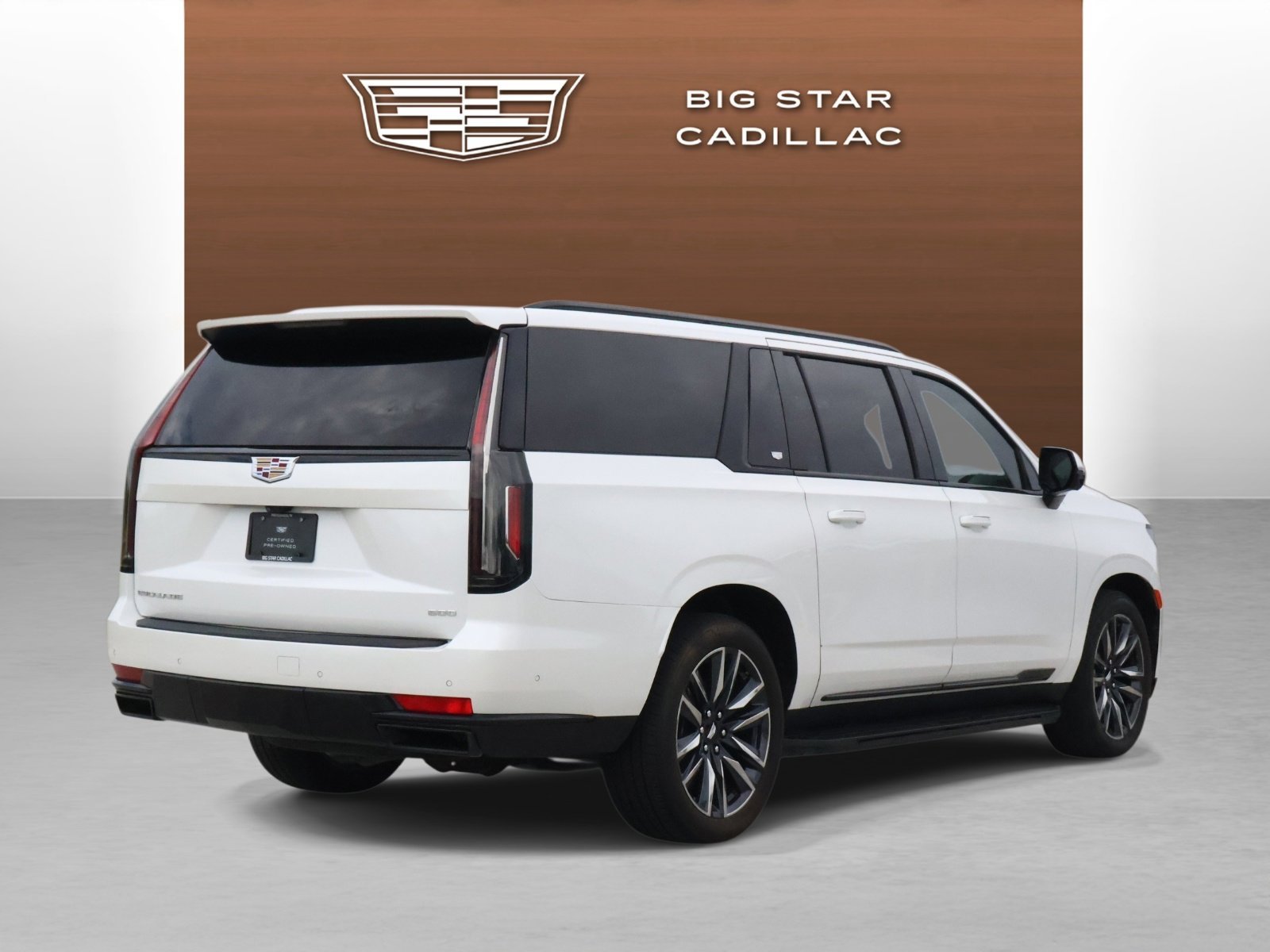 Used 2024 Crystal White Tricoat Cadillac Sport image 4