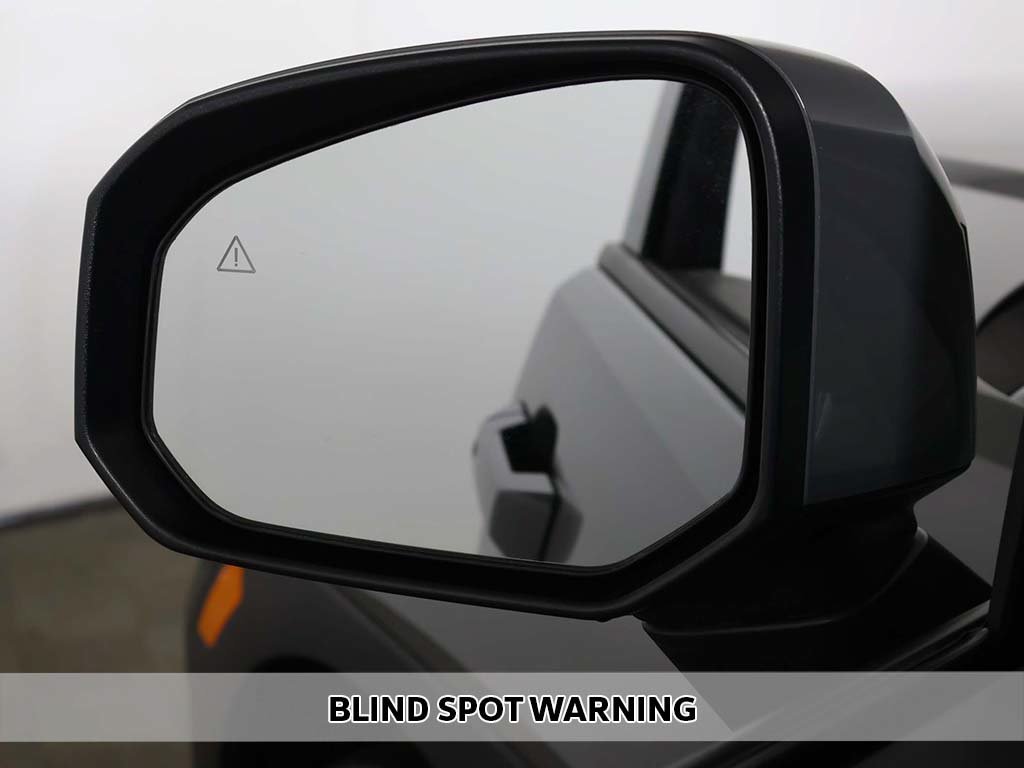 Used 2024 Gray Hyundai SE image 4