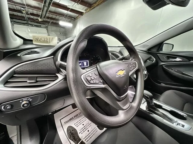 Used 2023 MOSAIC BLACK METALLIC Chevrolet LT image 10